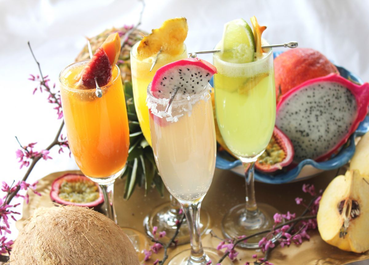 TROPICAL FRUIT MIMOSAS